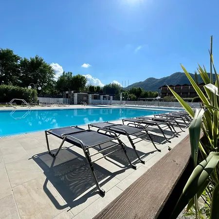 Vacation Paradise At Lake Holiday home